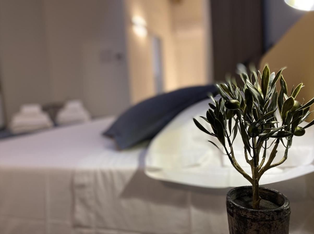 L'Ulivo Comfort Rooms Terrasini Kültér fotó