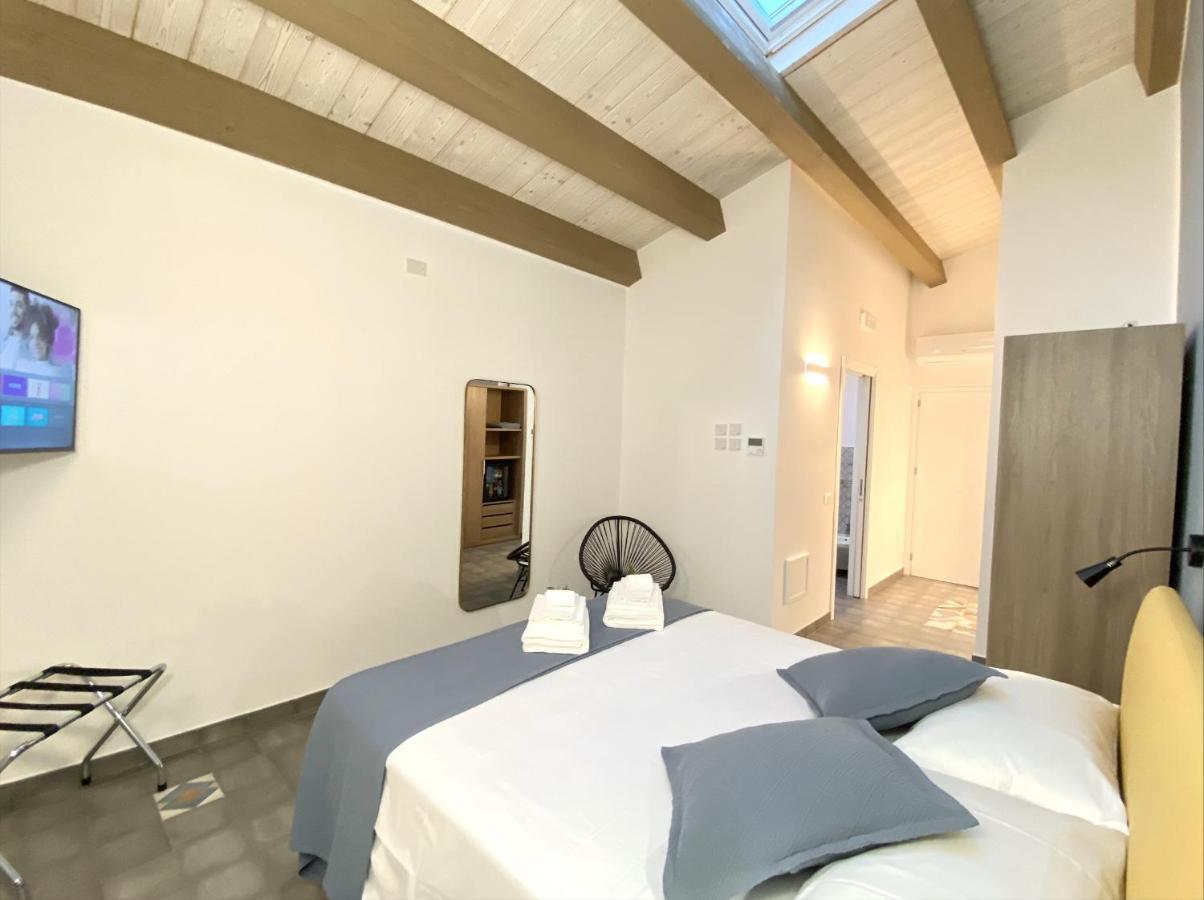 L'Ulivo Comfort Rooms Terrasini Kültér fotó