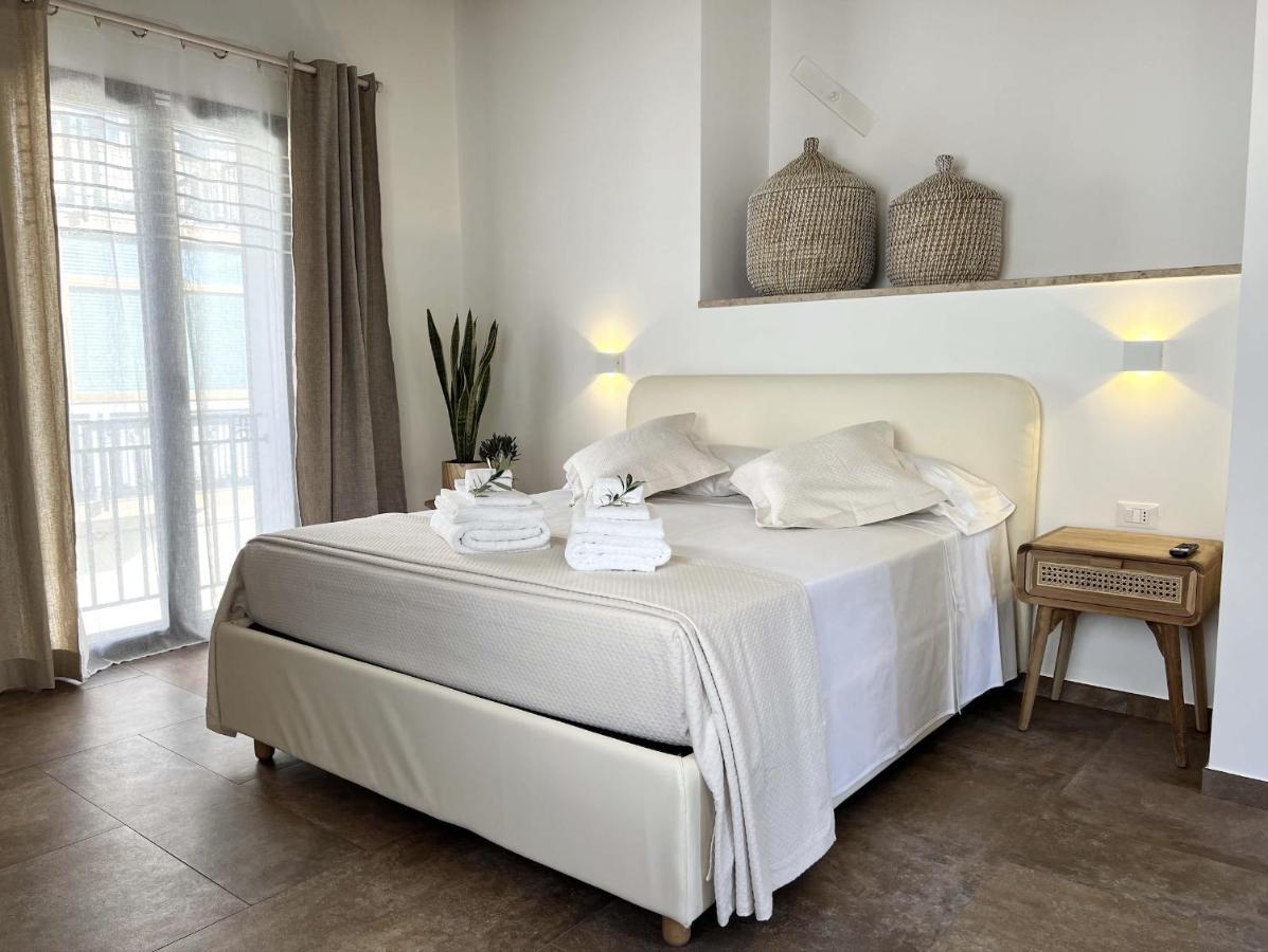 L'Ulivo Comfort Rooms Terrasini Kültér fotó