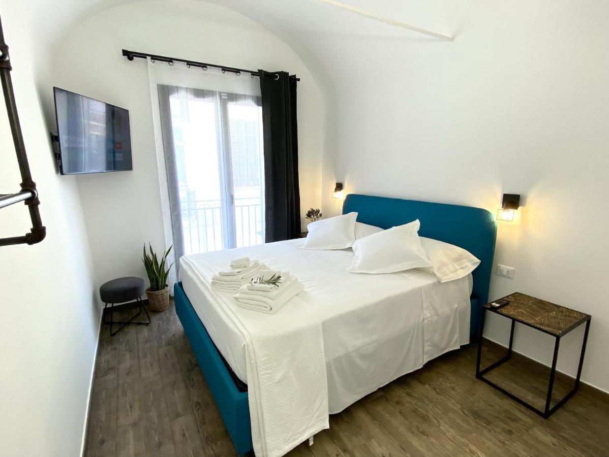 L'Ulivo Comfort Rooms Terrasini Kültér fotó