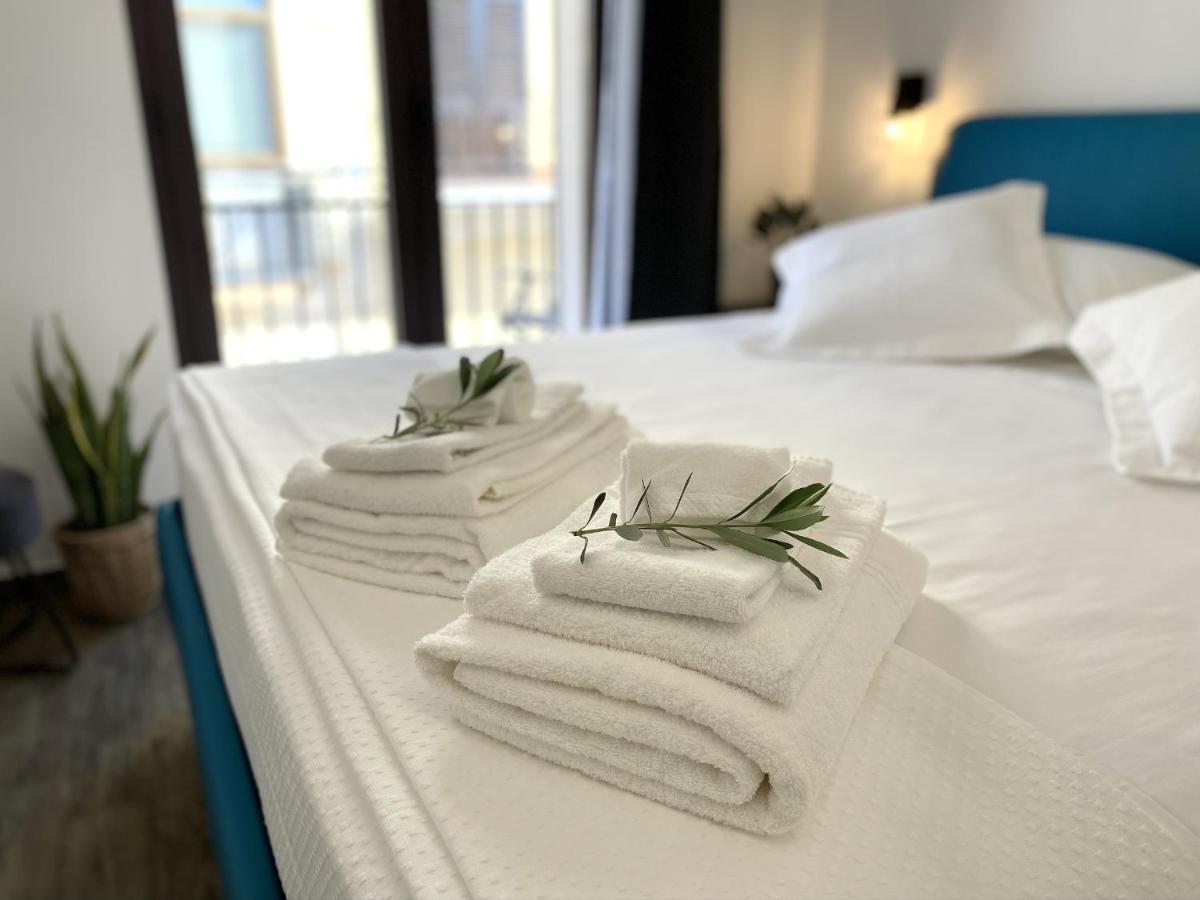 L'Ulivo Comfort Rooms Terrasini Kültér fotó